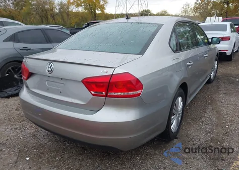 2014 Volkswagen Passat 1.8T S из США, поврежденный, VIN 1VWAS7A32EC096104